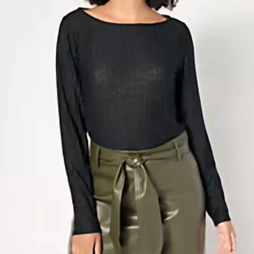 Women’s Black Long-Sleeve Ribbed Top - Unbranded